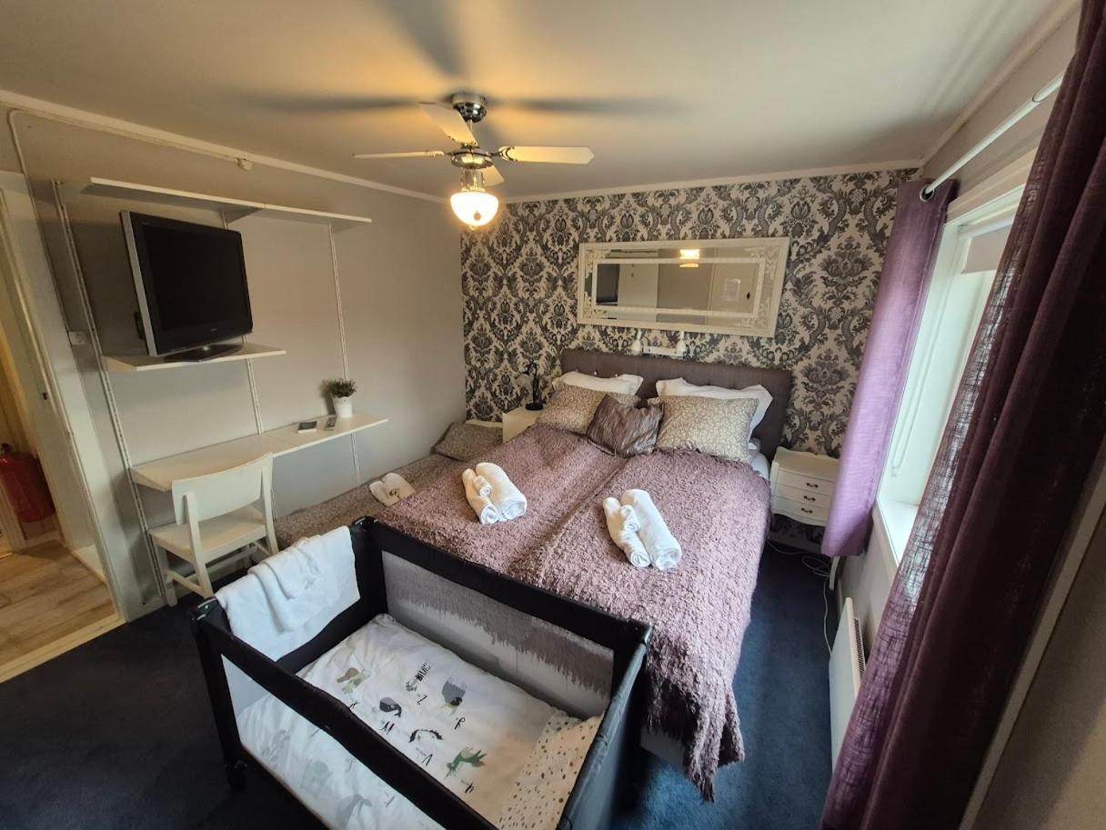 Apartamento Mormors Basseng Kristiansand Exterior foto